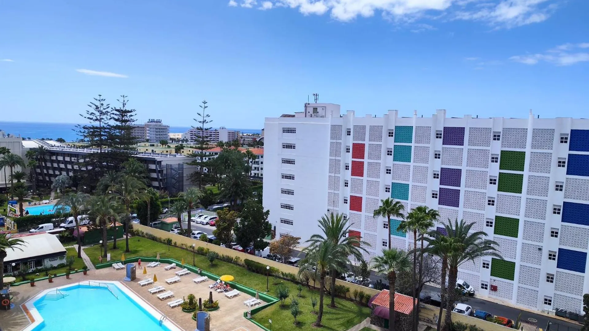 Agaete Playa Vista Yumbo Dunas Parking Maspalomas  Maspalomas (Gran Canaria)